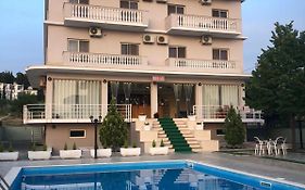 Relax Apartment & Hotel